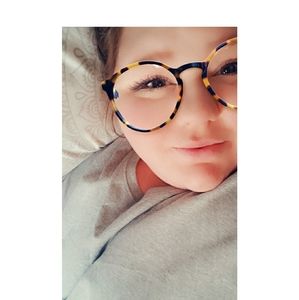 Meet your Posher, Taylor